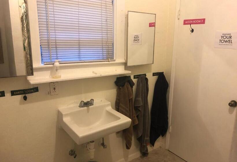 Номер Стандарт Совместная Ванная, Whole Family  Wholeville