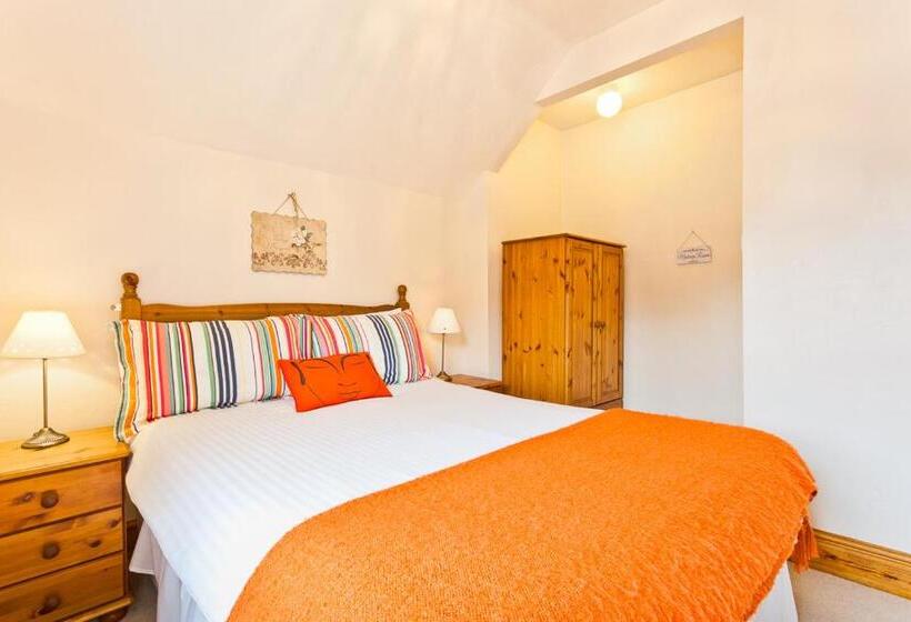 اتاق استاندارد, 3 Cambridge Villas