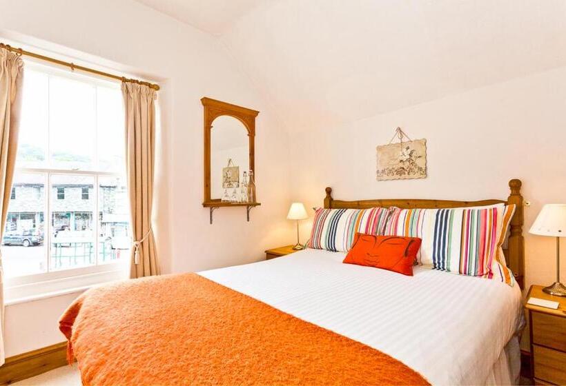 اتاق استاندارد, 3 Cambridge Villas