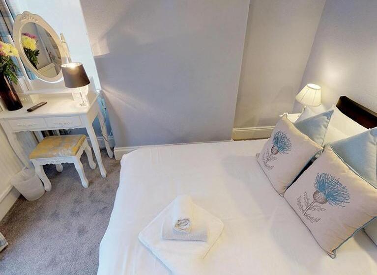 Standardrum King Size Säng, Ranscombe House