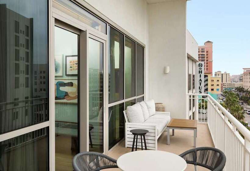 סוויטת 2 חדרי שינה, Hilton Grand Vacations Club Ocean Enclave Myrtle Beach