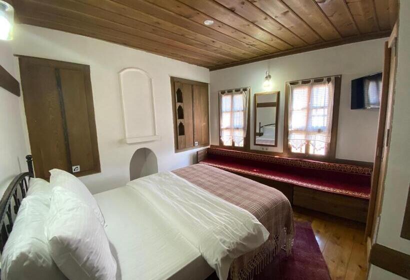 جناح, Ebrulu Konak   Special Class