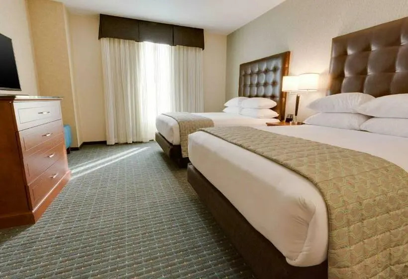 Sviitti Liikuntarajoitteisille, Drury Inn & Suites Phoenix Chandler Fashion Center