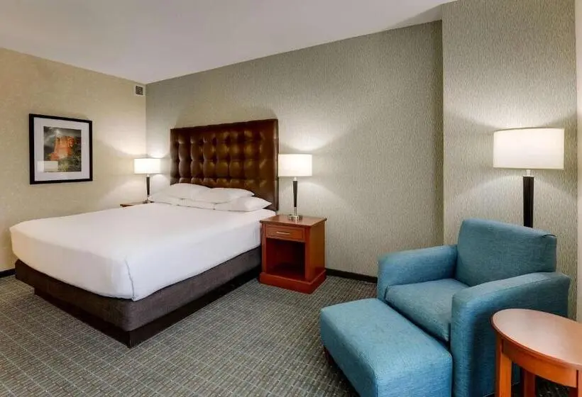 Superior-huone King-vuode, Drury Inn & Suites Phoenix Chandler Fashion Center