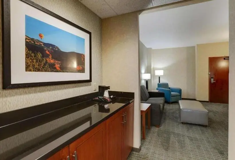 Sviitti Liikuntarajoitteisille, Drury Inn & Suites Phoenix Chandler Fashion Center