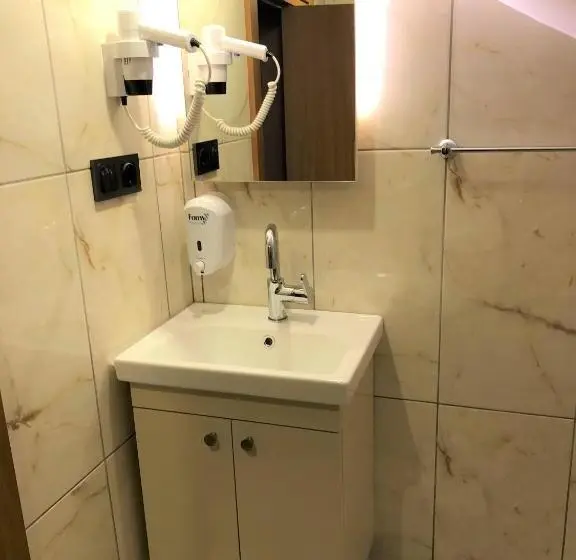 اتاق استاندارد با تراس, Onal Motel