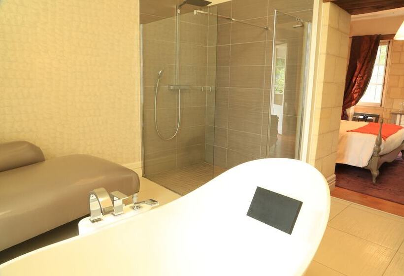 스위트, Chateau De Courtebotte