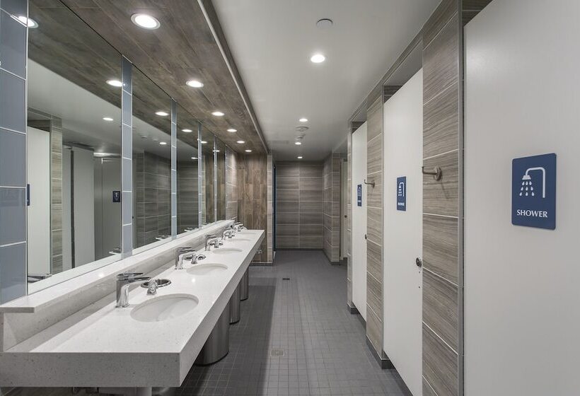 Номер Стандарт, Hi Los Angeles Santa Monica Hostel