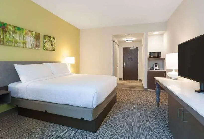 キングサイズベッドのスタンダードルーム, Doubletree By Hilton Afyonkarahisar