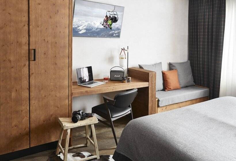 Номер Стандарт, Ecrin Blanc Resort Courchevel   Aquapark