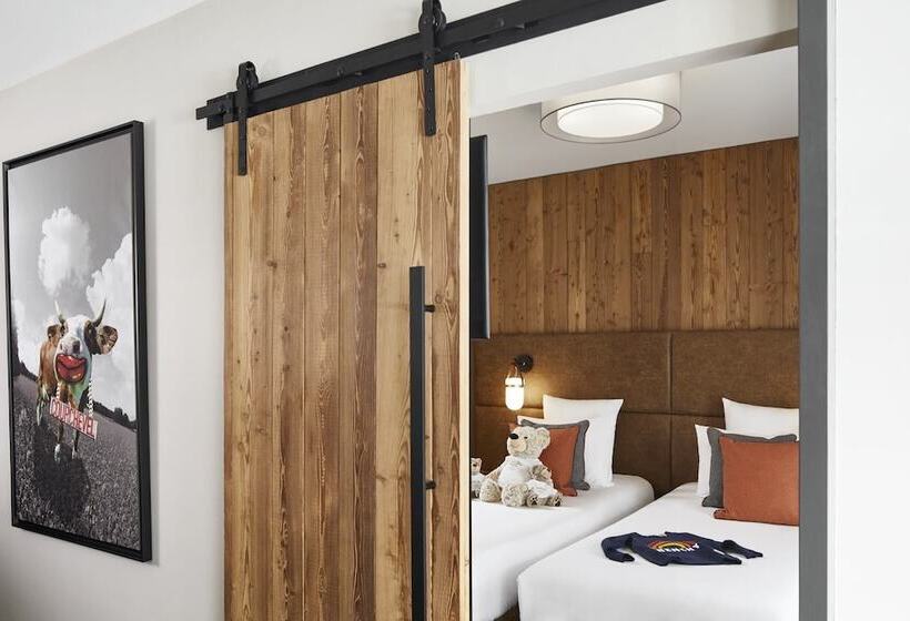 סוויטה משפחתית, Ecrin Blanc Resort Courchevel   Aquapark