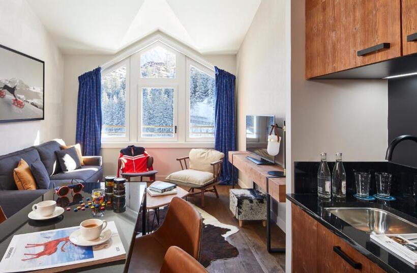 סוויטה, Ecrin Blanc Resort Courchevel   Aquapark