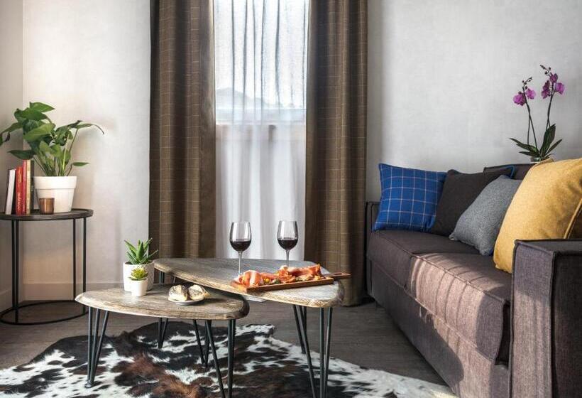 סוויטת סופריור, Ecrin Blanc Resort Courchevel   Aquapark