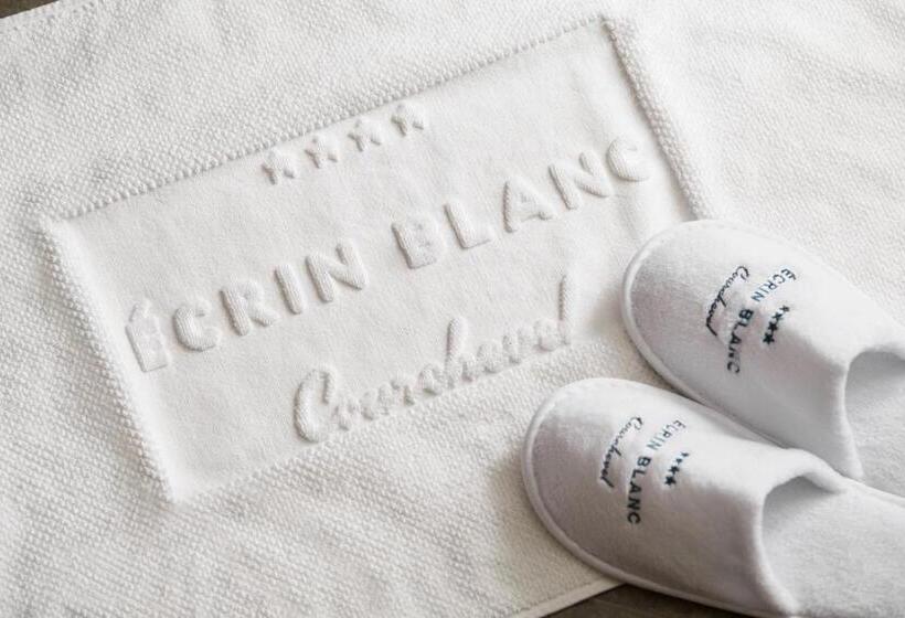 סוויטה, Ecrin Blanc Resort Courchevel   Aquapark