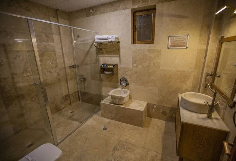 غرفة قياسية, Goreme Reva