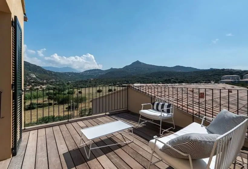 Superior-huone, Hôtel Restaurant Villa Joséphine