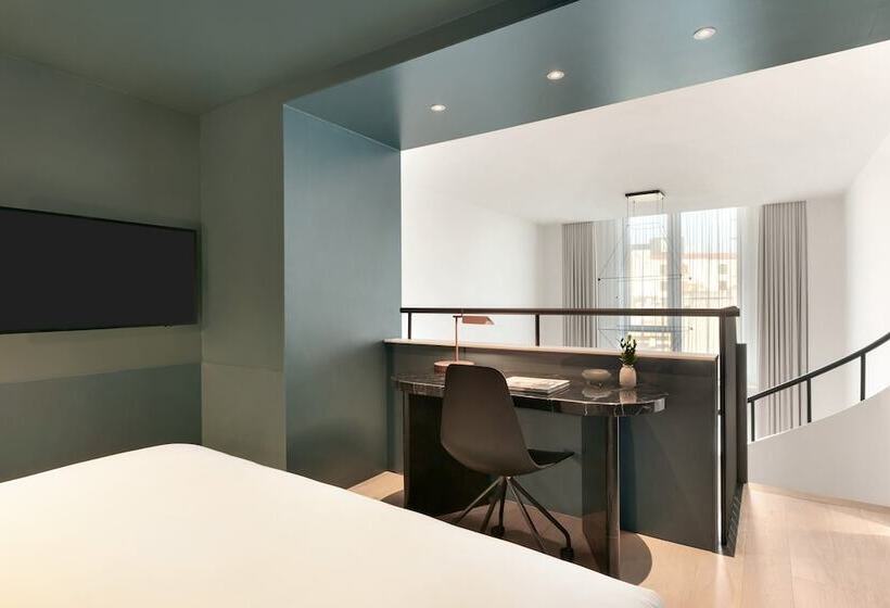 Люкс Адаптированный для Инвалидов, Indigo Williamsburg Brooklyn, An Ihg