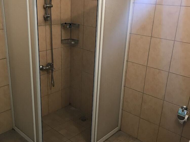 اتاق استاندارد, Kemal Stone House