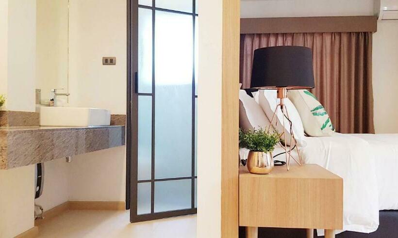 غرفة ديلوكس, Matana