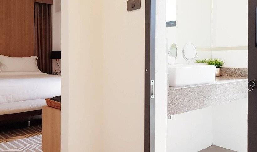 غرفة ديلوكس, Matana