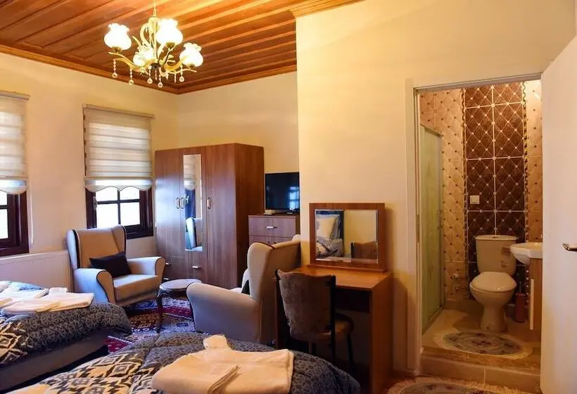 اتاق استاندارد سه نفره, Oz Butik Otel Antik Kent Myrleia