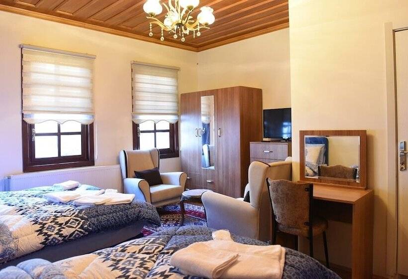 Номер Стандарт Трехместный, Oz Butik Otel Antik Kent Myrleia