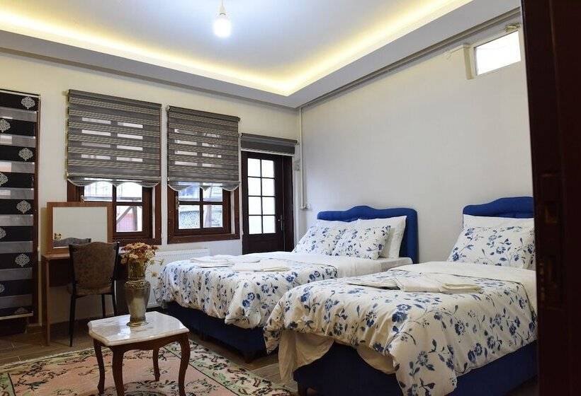 Номер Стандарт Трехместный, Oz Butik Otel Antik Kent Myrleia