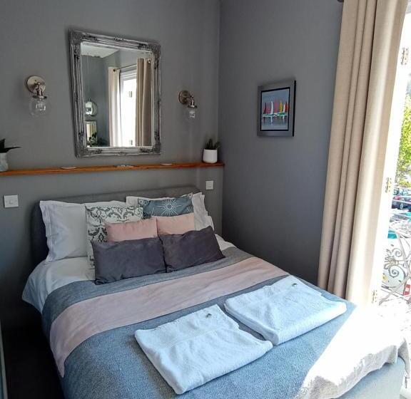 Номер Стандарт с Балконом, Millpool House
