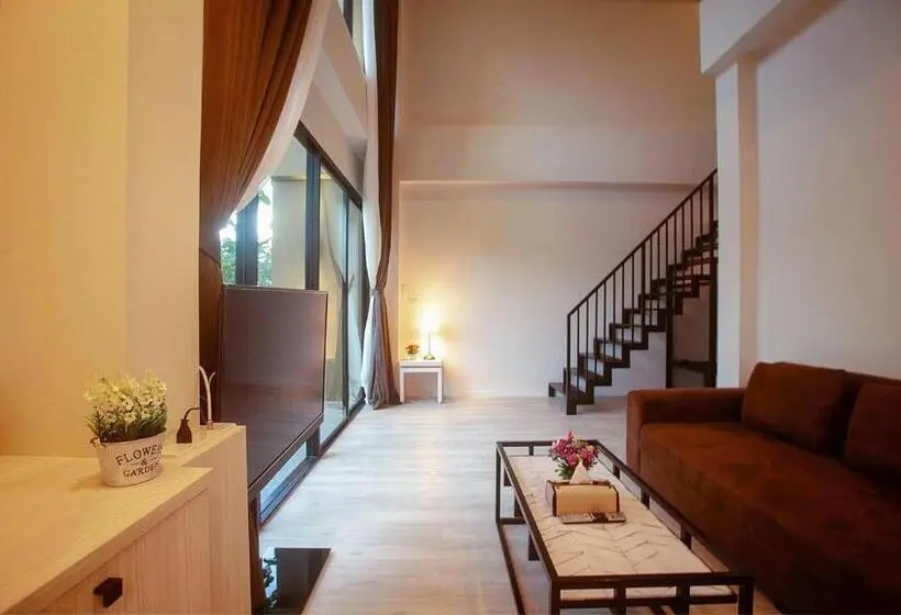 سوییت دوبلکس, T Rex Buriram Boutique Hotel New Hotel In Buriram