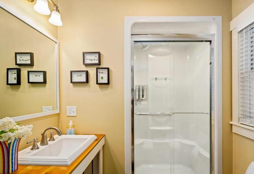 スタンダードルーム, Abigail's Inn