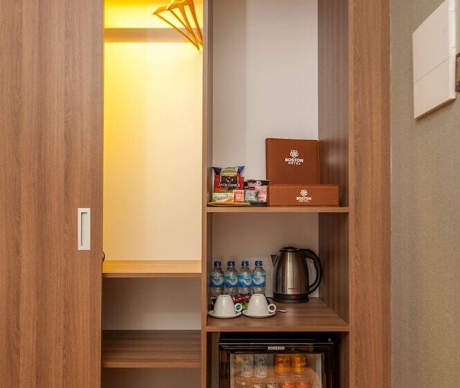 اتاق استاندارد, Boston