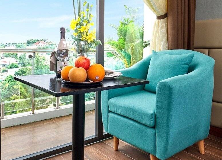 اتاق لوکس, Boston