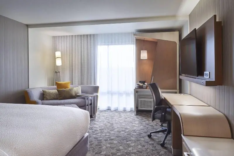 キングサイズベッドのスタンダードルーム, Courtyard By Marriott Jackson