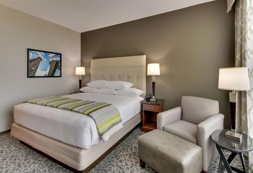 适用于残疾人士的豪华房间, Drury Plaza Hotel Dallas Richardson