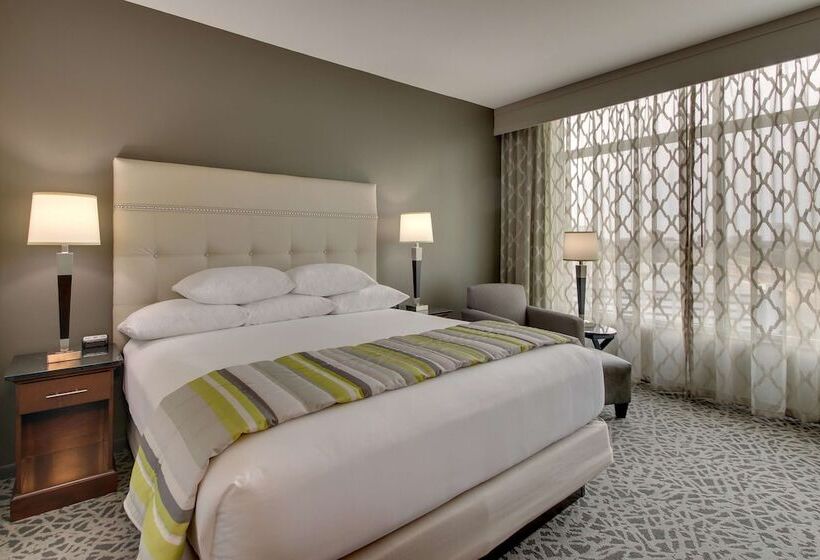 适用于残疾人士的豪华房间, Drury Plaza Hotel Dallas Richardson