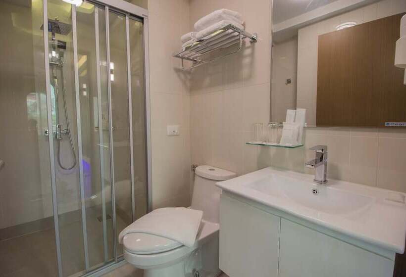 Standart Oda, Justice