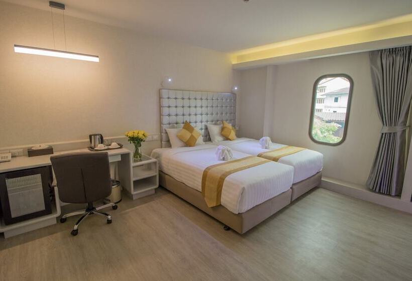 Standart Oda, Justice