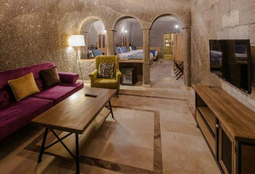 جناح عائلي, Lunar Cappadocia