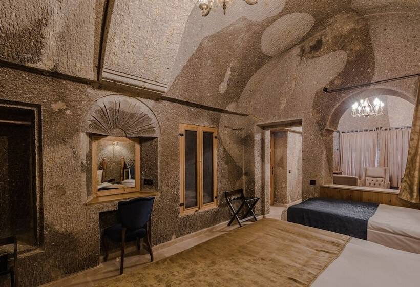 جناح عائلي, Lunar Cappadocia