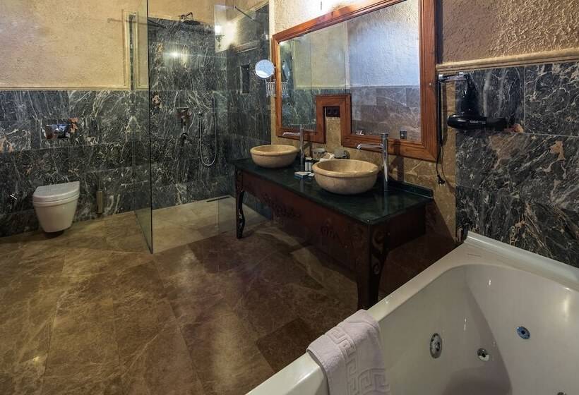 جناح ديلوكس, Lunar Cappadocia