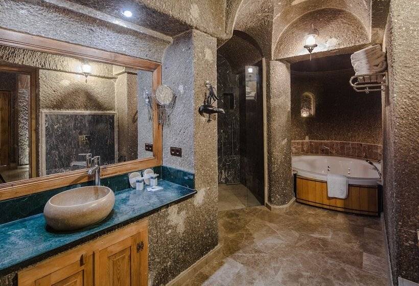 جناح ديلوكس, Lunar Cappadocia