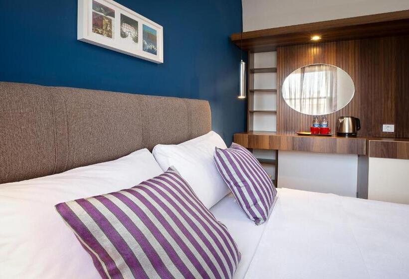 اتاق استاندارد, Mono