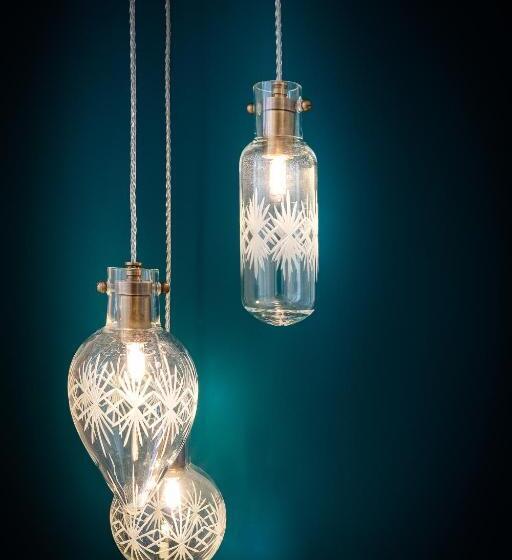 اتاق لوکس با بالکن و چشمانداز دریا, Mono