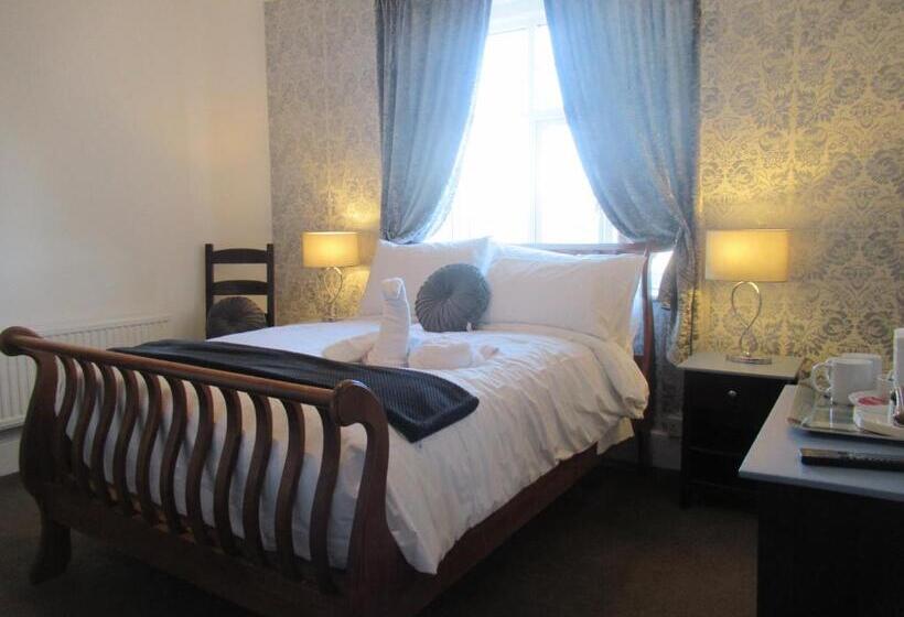 スタンダードルーム, Captain Howey