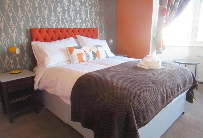 スタンダードルーム, Captain Howey