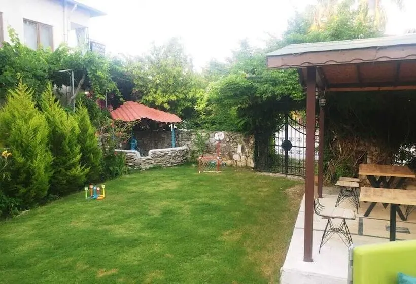 Perhehuone Puutarhanäkymä, Nehir Dalyan Boutique Otel