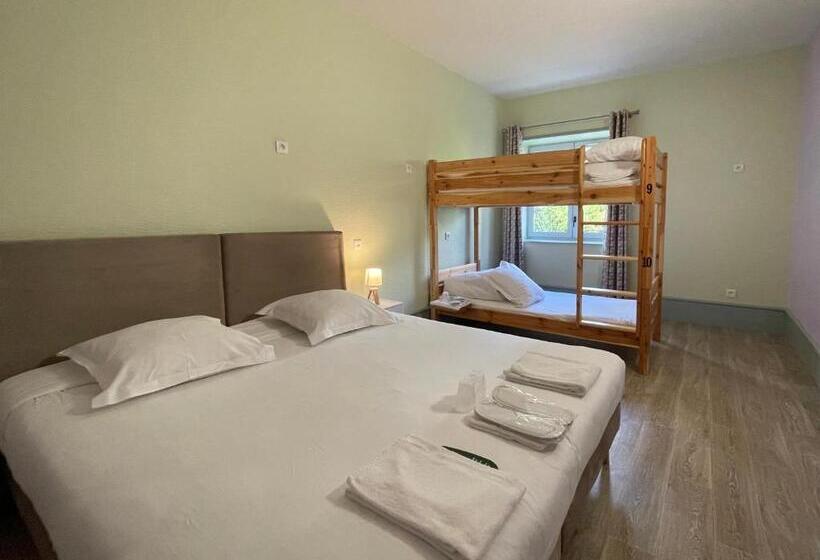 غرفة قياسية رباعية حمام مشترك, La Maison Verneuil