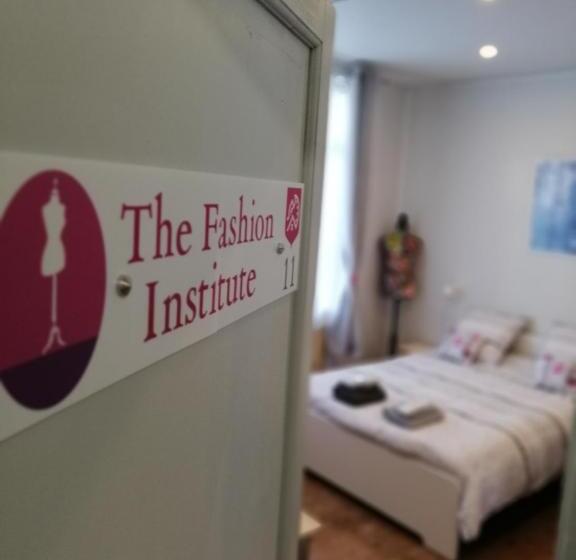اتاق لوکس, B&b My Art House