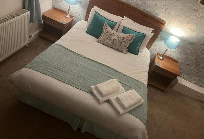 Quarto Familiar, The Bull