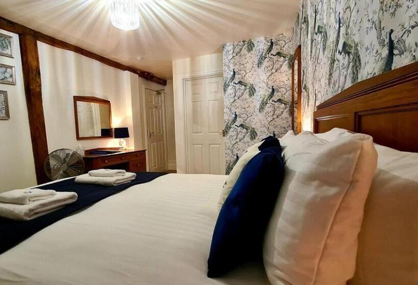 Quarto Estandar Cama King, The Bull